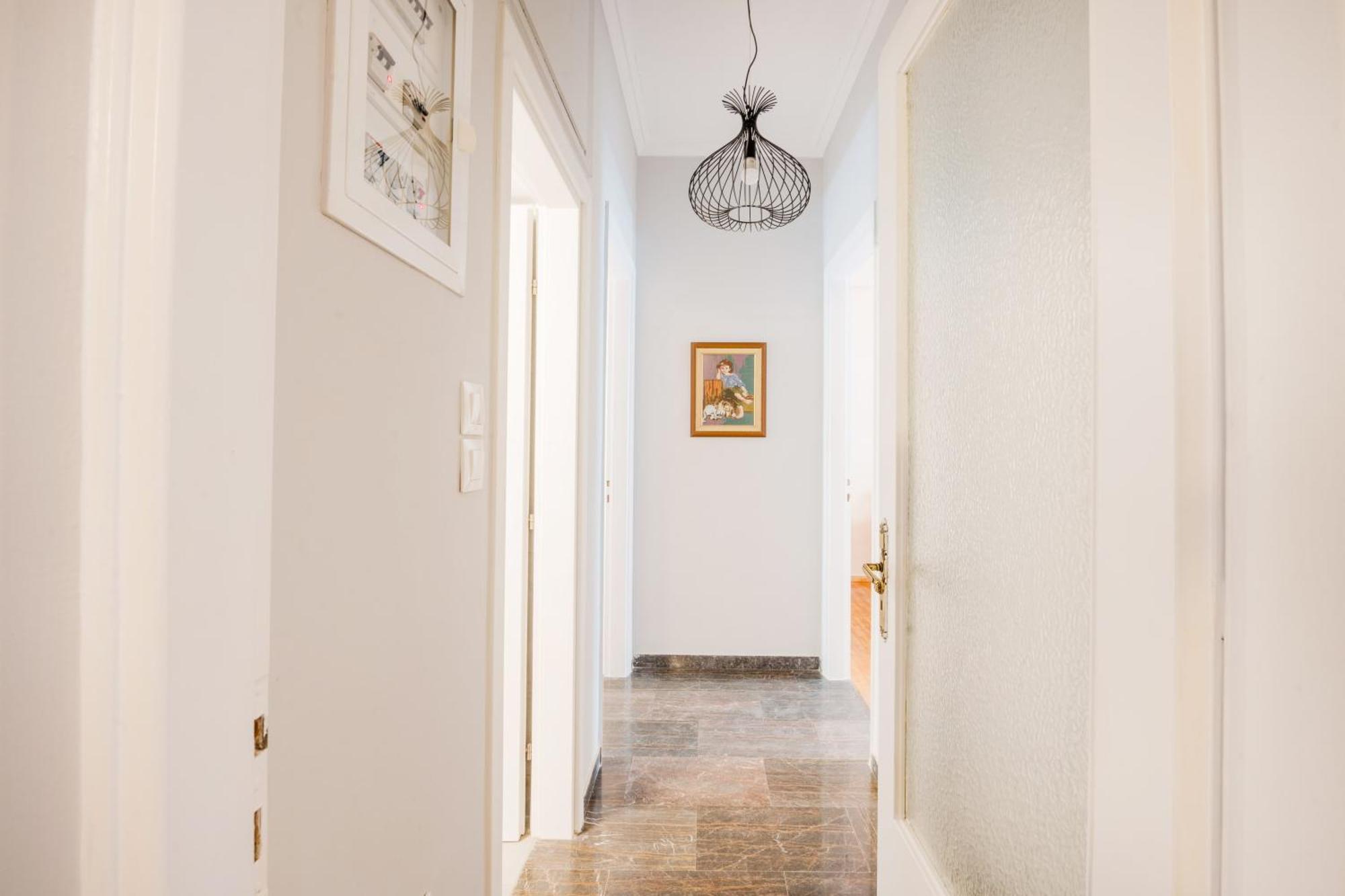 Charming & Authentic Gem - Walk To Port & Shops! Lejlighed Patras Eksteriør billede